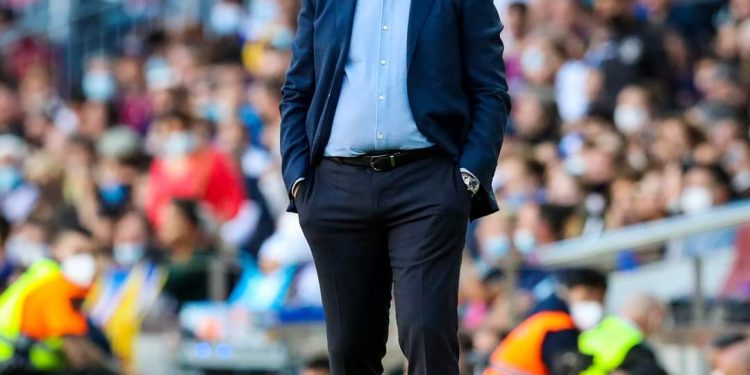 FC BARCELONA DESTITUYE A RONALD KOEMAN COMO PRIMER TÉCNICO DEL EQUIPO