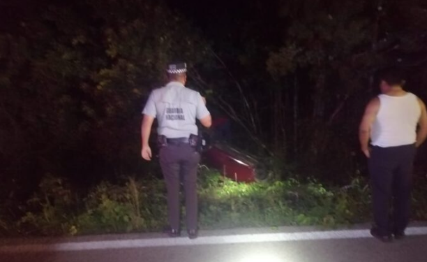 SE DUERME AL VOLANTE Y VUELCA EN TRAMO CARRETERO DE FELIPE CARRILLO PUERTO