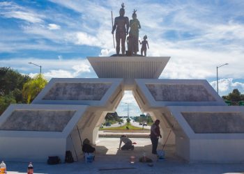 80 MILLONES DE PESOS REQUIERE OTHÓN P. BLANCO PARA ABATIR REZAGO EN LUMINARIAS