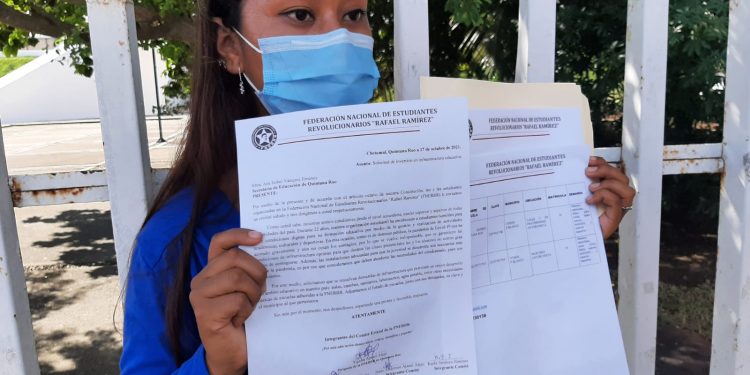 ESTUDIANTES DE ESCASOS RECURSOS SIN POSIBILIDAD DE REGRESO A CLASES PRESENCIALES