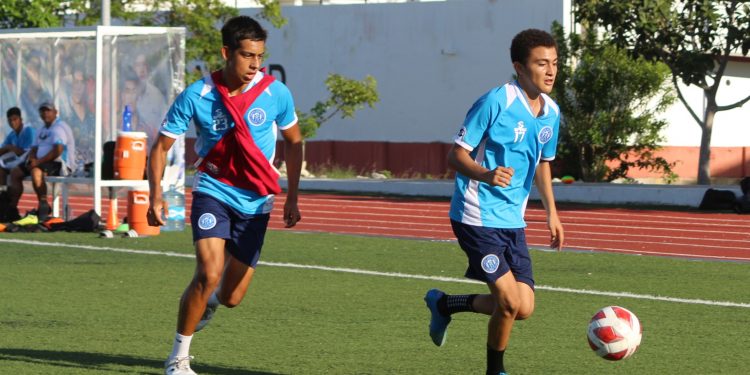 PUERTO AVENTURAS FC QUIERE MANTENERSE EN EL LIDERATO