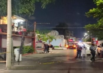 ATAQUE EN LA AVENIDA KABAH DEJA UN MUERTO Y UN HERIDO