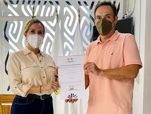 IMPONE CANDY AYUSO A SU ESPOSO COMO VICEPRESIDENTE DEL EQUIPO DE FÚTBOL PROFESIONAL INTER PLAYA