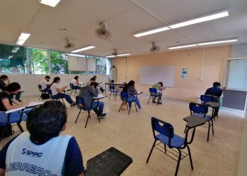 SE AMPLÍA EL HORARIO DE CLASES PRESENCIALES DE CUATRO A SEIS HORAS