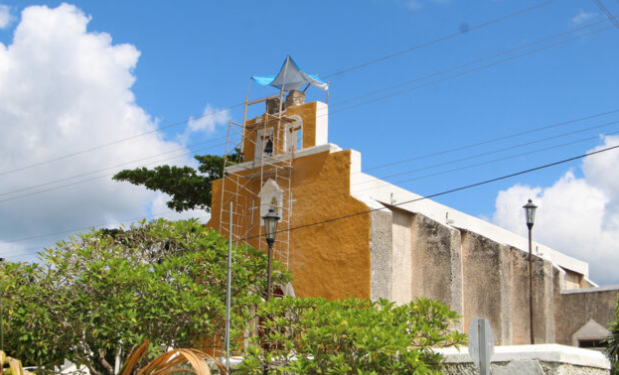 INAH REHABILITA IGLESIA EN X-CABIL QUE FUE DAÑADA POR UN RAYO