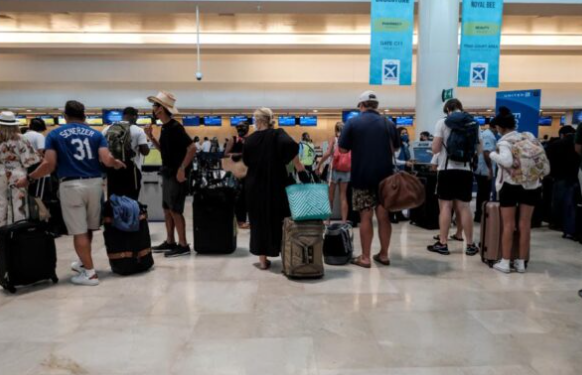 AEROPUERTO INTERNACIONAL DE CANCÚN CON MÁS DE 400 OPERACIONES ESTE MARTES