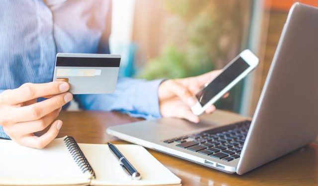 ESPECIALISTA PIDE A CONSUMIDORES MANTENER PERFIL HUMANO EN PROCESOS DE COMPRAS EN LÍNEA