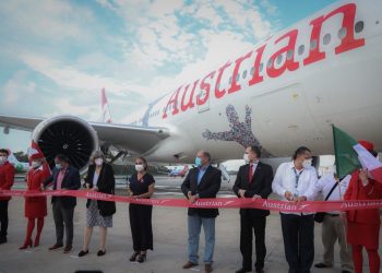 REACTIVAN VUELO VIENA – CANCÚN