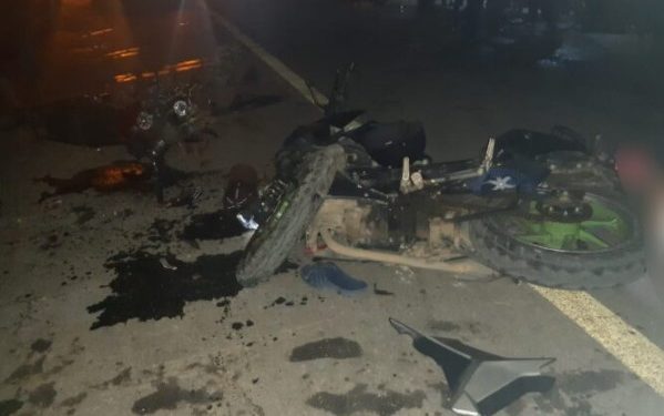 MUEREN DOS MOTOCICLISTAS AL CHOCAR EN CHUNHUHUB