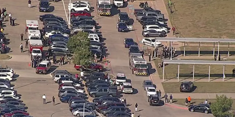 SE REGISTRA UN FUERTE TIROTEO EN UNA ESCUELA DE ESTADOS UNIDOS, DEJANDO VARIOS HERIDOS