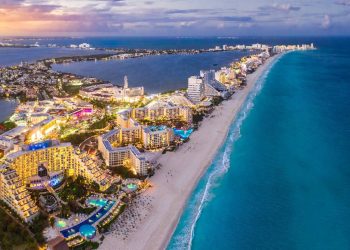 SE MANTIENE QROO EN SEMÁFORO AMARILLO