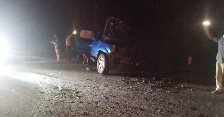 CHOQUE FRONTAL DE CAMIONETAS DEJA TRES HERIDOS, CERCA DE MUYIL