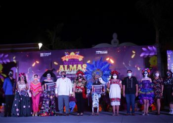 REALIZAN EN COZUMEL EL FESTIVAL ALMAS CON TRADICIÓN
