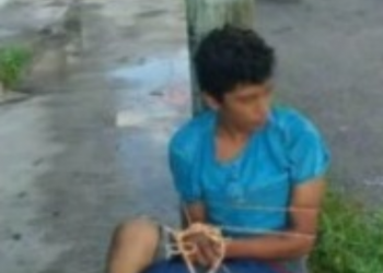 AMARRAN A UN POSTE A PRESUNTO LADRÓN EN COLONIA CENTRO DE COZUMEL