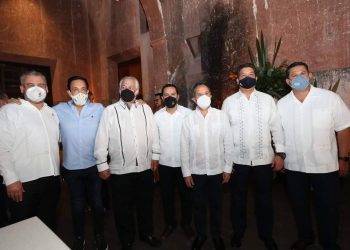 Recibe Mauricio Vila a Gobernadores en la víspera de inicio del Tianguis Turístico