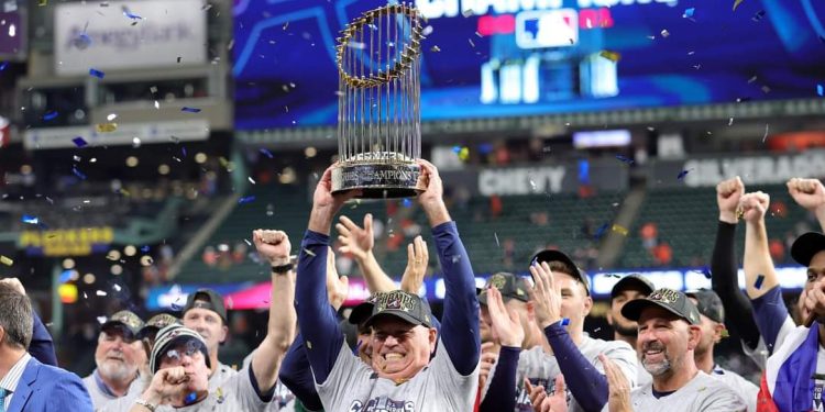 BRAVOS DE ATLANTA REGRESAN AL CAMPEONATO