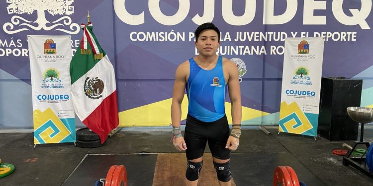 DARVIN PECH, MEJOR DEPORTISTA DEL AÑO EN COZUMEL