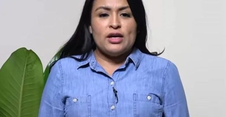 BLANCA MERARI ANDA PERDIDA EN SUS REDES, EN PLENA CRISIS EN PUERTO MORELOS POSTEA NOTA SOBRE BACHEO