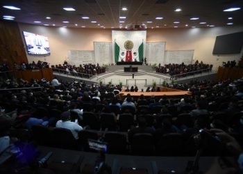 Comités de Participación Ciudadana entregan iniciativa para  que se cumpla el #3de3 en los procesos electorales