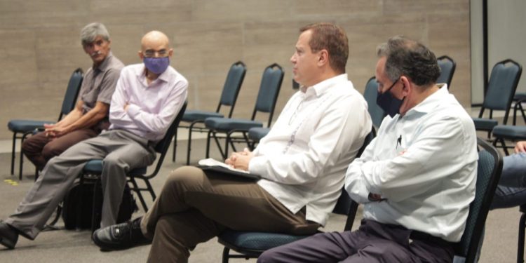 Exige Luis Alegre claridad en el proceso interno de Morena