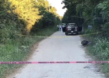 ABANDONAN DOS CUERPOS CON HUELLAS DE VIOLENCIA Y DISPAROS EN LA COMUNIDAD DE XUL-HÁ