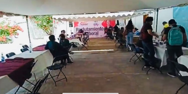 Feria laboral en Chetumal para las zonas turísticas del norte