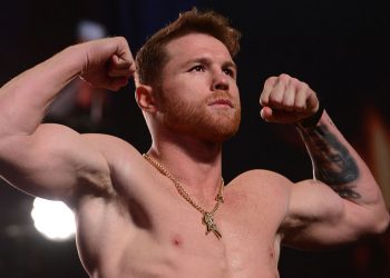 El «Canelo» Álvarez dona un millón de pesos para ayudar a niños con cáncer