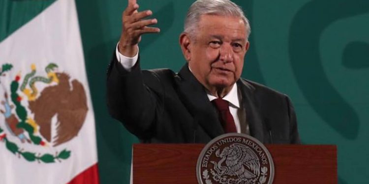INE, con recursos suficientes para consulta de revocación de mandato:  AMLO