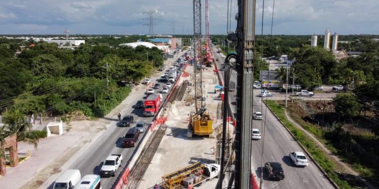 Empresarios de la Riviera Maya respaldan obra del Tren Maya y aportan ideas para su construcción