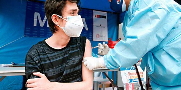 Inicia vacunación para menores de edad con comorbilidades en Yucatán