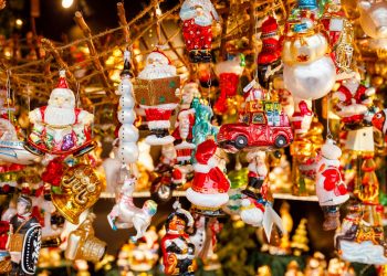 Aumentan los precios en los artículos navideños en la CDMX