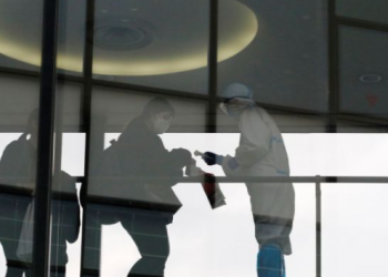 Se detecta primer caso de variante Ómicron en Japón