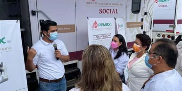 Otorgan servicios de salud gratuitos en Paraíso, Tabasco