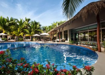 TRAVEL WEEKLY MAGELLAN AWARDS OTORGA 8 PREMIOS A HOTELES DE KARISMA HOTELS & RESORTS EN RIVIERA MAYA Y EL CARIBE