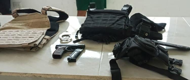 Detienen a dos sujetos «disfrazados» del Ejercito Mexicano en Tulum