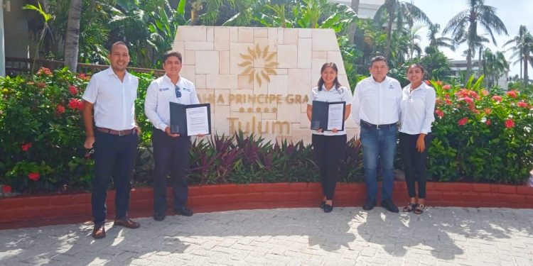 BAHÍA PRÍNCIPE RIVIERA MAYA RESORT RENUEVA LA FIRMA CONVENIO DE COLABORACIÓN ACADÉMICA CON EL CONALEP PLANTEL VALLADOLID