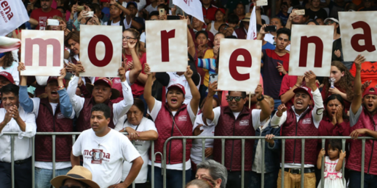 SE APUNTAN 153 PREASPIRANTES POR CANDIDATURAS POR MORENA EN 6 ESTADOS