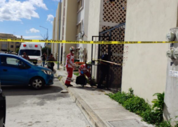 Hallan a madre e hija muertas en edificio de Cancún
