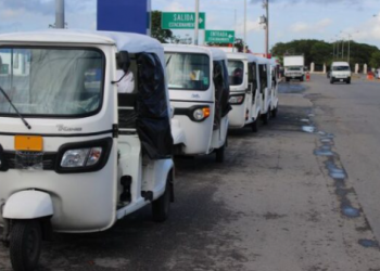 Ponen fin a cuotas de mototaxis en el Ayuntamiento de Solidaridad