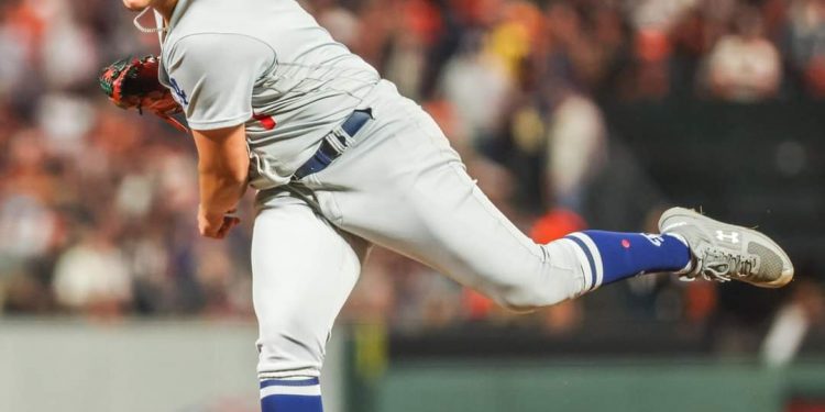 LAS GRANDES LIGAS LE HACEN EL FEO A JULIO URÍAS