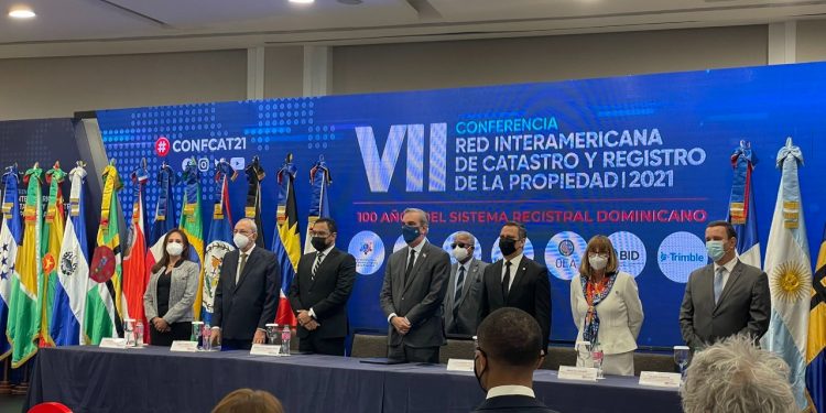 PRESENTE LA SEFIPLAN EN LA VII CONFERENCIA INTERAMERICANA DE CATASTRO Y REGISTRO DE LA PROPIEDAD