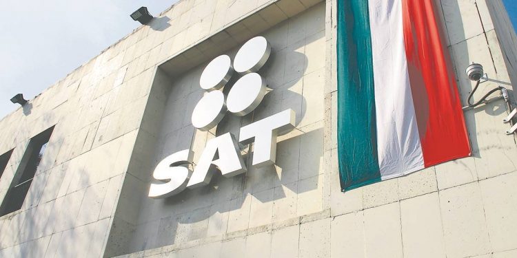 SAT vigilará inscripción de jóvenes al RFC y depósitos en efectivo