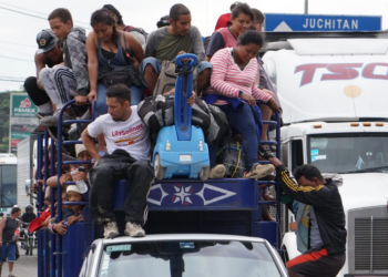 El INM descalificó a los activistas que acompañan a la caravana migrante y los acusó de mentir y manipular a los migrantes