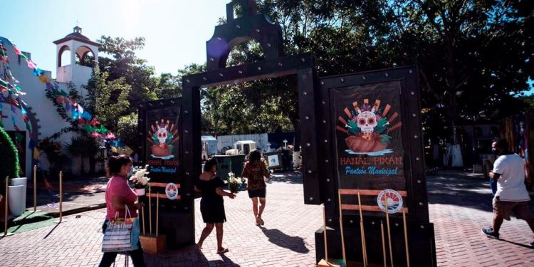 VIGILA LA PROFECO QUE NO SE COMETAN ABUSOS MEDIANTE EL OPERATIVO DE FIELES DIFUNTOS