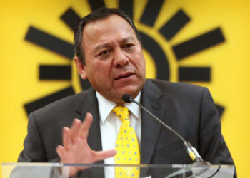 JESÚS ZAMBRANO, LÍDER NACIONAL DEL PRD, AFIRMA QUE ELLOS ELEGIRAN AL CANDIDATO PARA LA GOBERNATURA  EN QUINTANA ROO