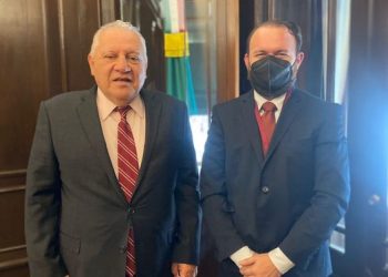 AMLO tumba aspiraciones de la «Mafia Verde»: No tienen ningún valor político las fotos con Rafa Marín… No es corrupto