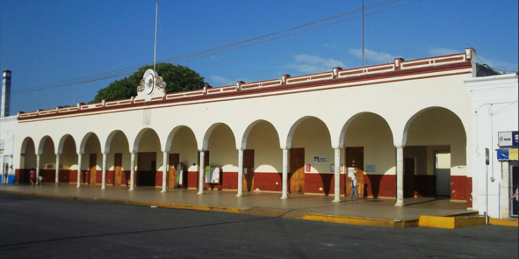 Citan a exfuncionarios del Ayuntamiento de Umán por presuntas anomalías