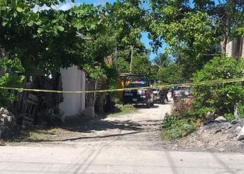 BALEAN A DOS HOMBRES EN ZONA DE INVASIÓN EN LA REGIÓN 234; MUERE UNO EN EL LUGAR