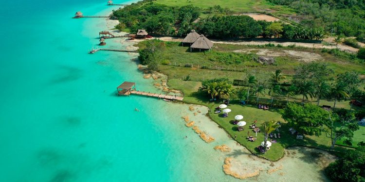 Al 100% belleza de Bacalar para Temporada Decembrina