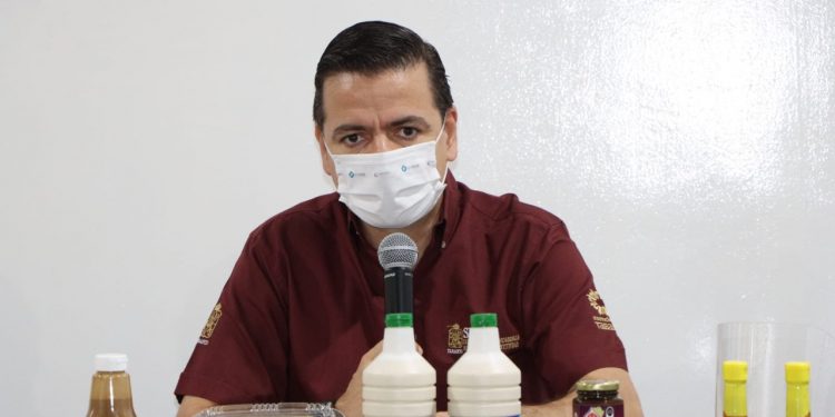 SEDEC entrega 50 membresías a empresas del programa «Esencia Tabasco»